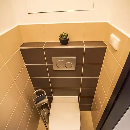 Apartment In City Bastova