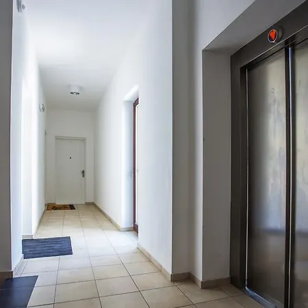 Apartment In City Bastova