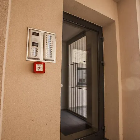 Apartment In City Bastova *
