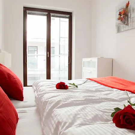 In City Bastova Apartment