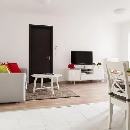 In City Bastova Apartment