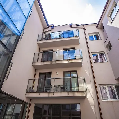 In Bastova Bratislava
