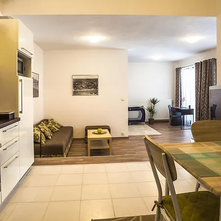 Appartement In Bastova